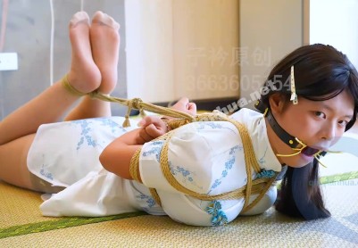 【子衿原创】大胸学妹沫然极限驷马